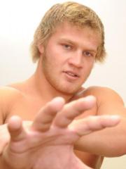 Marshall Von Erich injured; Ross to replace him in World Title Match