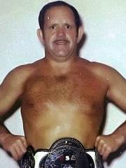 Remembering the Past: Wrestling great Nelson Royal was ‘real cowboy’